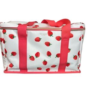SOLD 🌸Kate Spade Strawberry Cooled Bag